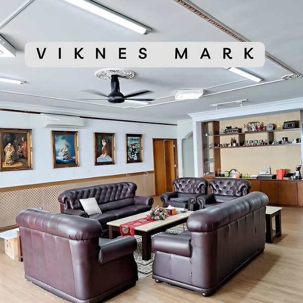 Kondominium untuk Dijual di The Regency Condominium - Viknes Mark - Living Room - PropertyGuru.com.my