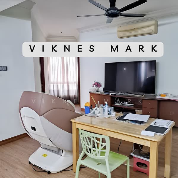 Kondominium untuk Dijual di The Regency Condominium - Viknes Mark - Living Room - PropertyGuru.com.my
