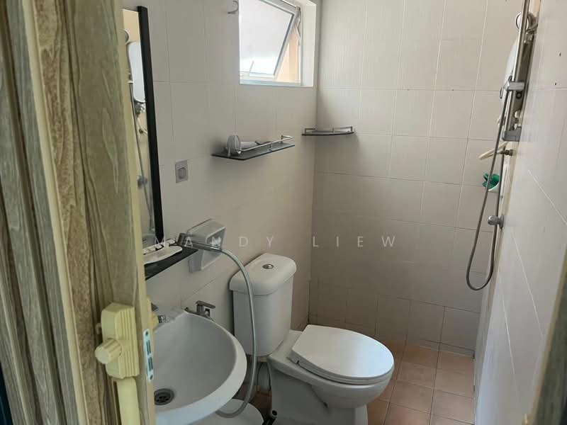 Townhouse for Sale in Taman Amansiara (Rawang) - Mandy Liew - Bathroom - PropertyGuru.com.my