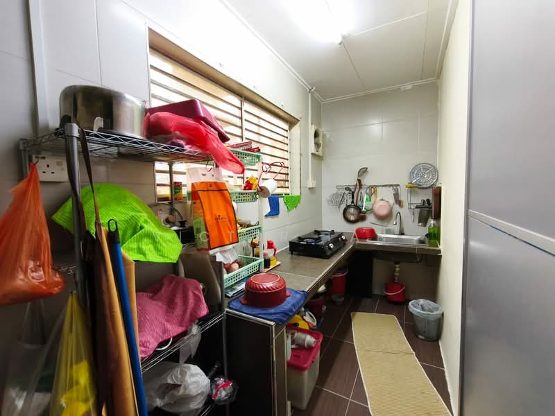 Apartment for Sale at Taman Desa Kempas - Victor Tan - Kitchen - PropertyGuru.com.my