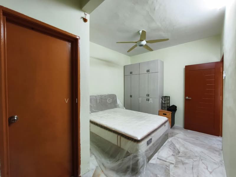 Apartment for Sale at Taman Desa Kempas - Victor Tan - Bedroom - PropertyGuru.com.my