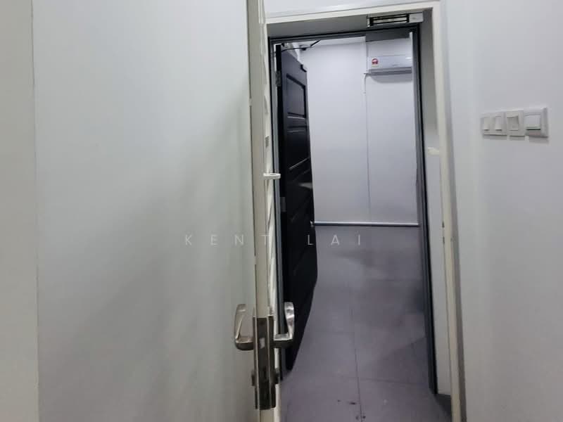 Shop / Office for Sale in Bayan Lepas (Penang) - Kent Lai - Corridor - PropertyGuru.com.my