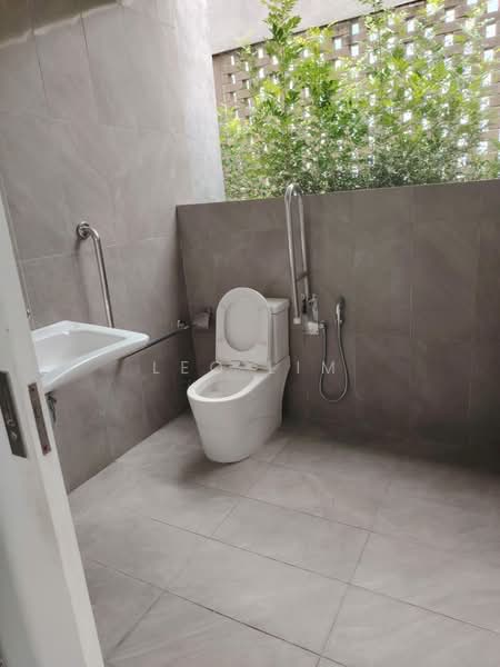 Shop / Office for Rent in Kampung Kerinchi (Bangsar South) (Kuala Lumpur) - Leo Lim - Bathroom - PropertyGuru.com.my