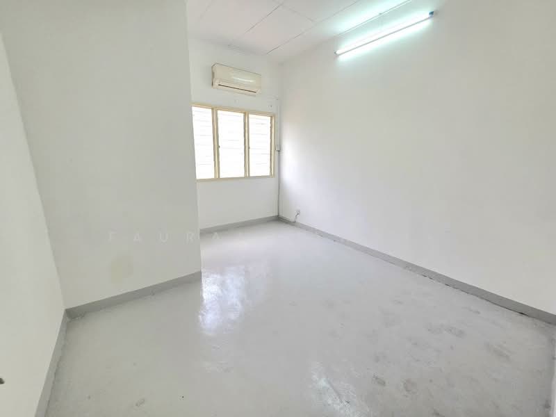 Rumah Teres 2 Tingkat untuk Dijual di Seksyen 7 (Shah Alam) - Fauran Nawawi - PropertyGuru.com.my