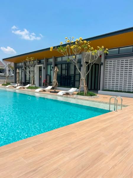 2-storey Terraced House for Sale in Taman Mount Austin (Tebrau) - Queenie Ng - Exterior - PropertyGuru.com.my