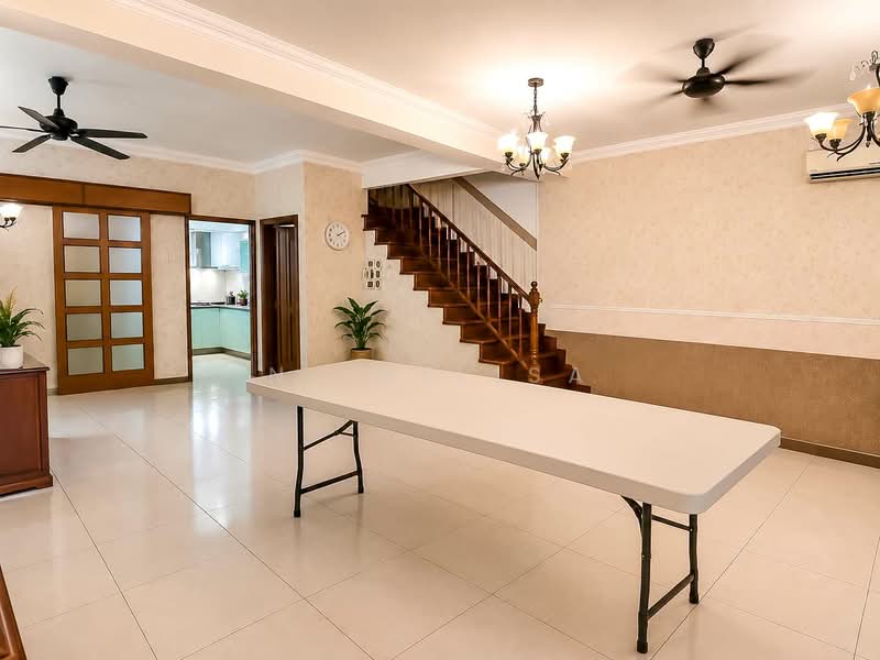 2-storey Terraced House for Sale in Bukit Rahman Putra (Sungai Buloh) - N. Melisa - Living Room - PropertyGuru.com.my
