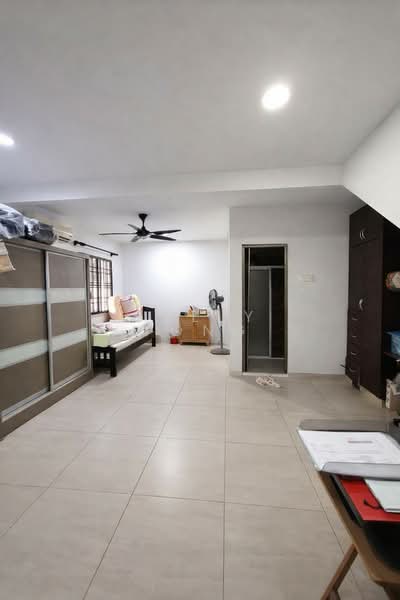 1.5-storey Terraced House for Sale in Bandar Bukit Raja (Klang) - Sally Yong - Living Room - PropertyGuru.com.my