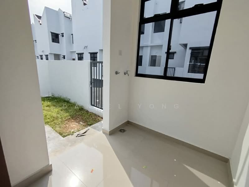 2-storey Terraced House for Sale in Bandar Dato Onn (Tebrau) - Daniel Yong - Exterior - PropertyGuru.com.my