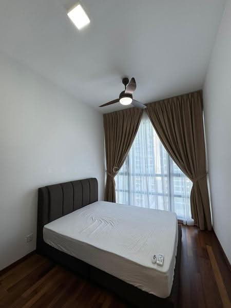 Condominium for Rent at Queens Residences Q1 @ Queens Waterfront - Eric Cheah - Bedroom - PropertyGuru.com.my
