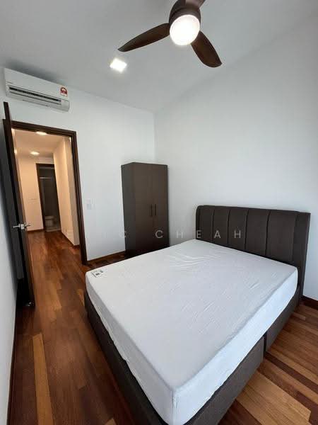 Condominium for Rent at Queens Residences Q1 @ Queens Waterfront - Eric Cheah - Bedroom - PropertyGuru.com.my