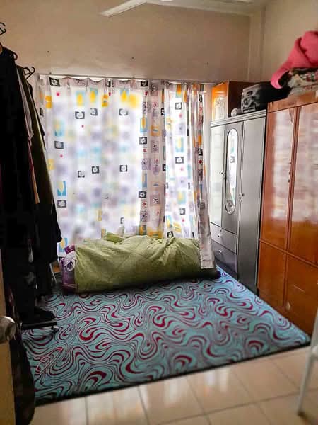 Pangsapuri untuk Dijual di Pangsapuri Delima - Fauran Nawawi - Bedroom - PropertyGuru.com.my