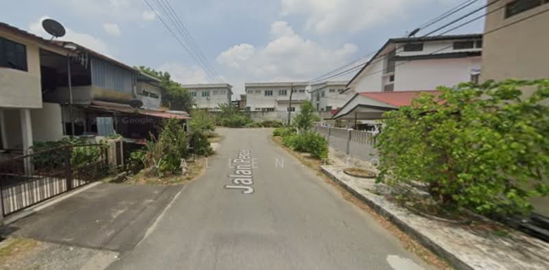 Rumah Teres 2 Tingkat untuk Dijual di Taman Rakyat (Kamunting) - Vallen Teo - Exterior - PropertyGuru.com.my