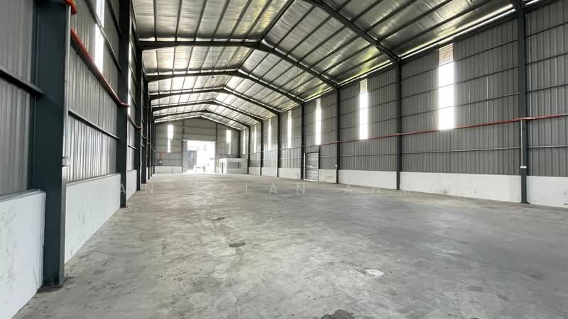 Gudang untuk Disewa di Kampung Baru Subang (Sungai Buloh) - Wan Azlan Ahmad - PropertyGuru.com.my