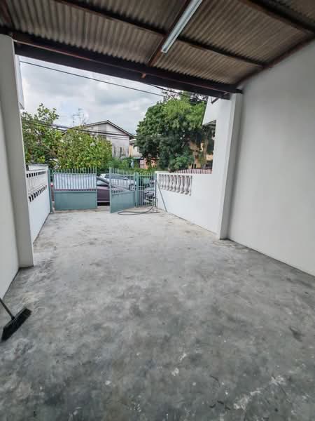 2-storey Terraced House for Rent in Taman Johor Jaya (Johor Bahru) - Kim . - Exterior - PropertyGuru.com.my