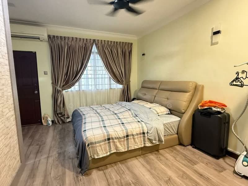 2-storey Terraced House for Sale in Taman Mount Austin (Tebrau) - Queenie Ng - Bedroom - PropertyGuru.com.my