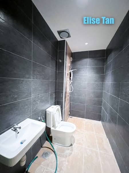 Rumah Berkembar untuk Dijual di Seberang Perai (Penang) - Elise Tan - Bathroom - PropertyGuru.com.my