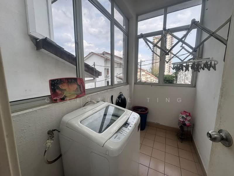 Rumah Bandar untuk Dijual di Batu 9 (Cheras) - Celestine Ting - Balcony - PropertyGuru.com.my