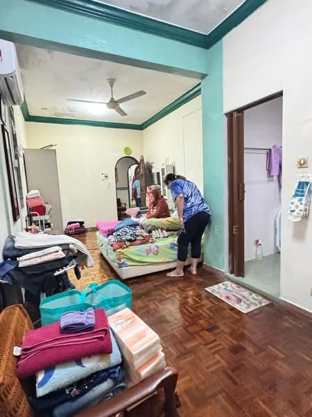 2-storey Terraced House for Sale in Taman Megah Ria (Masai) - Melinda Ee - Bedroom - PropertyGuru.com.my