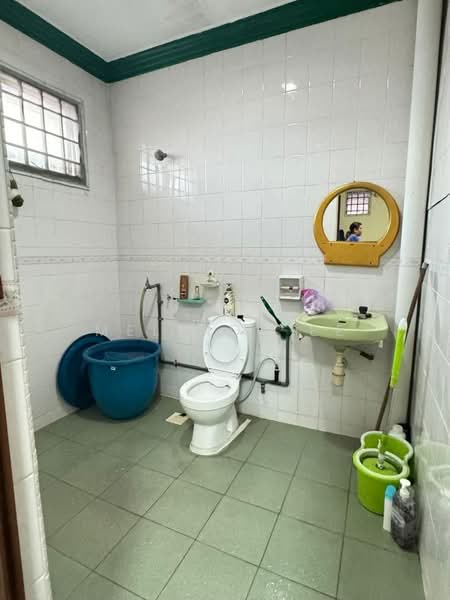 2-storey Terraced House for Sale in Taman Megah Ria (Masai) - Melinda Ee - Bathroom - PropertyGuru.com.my