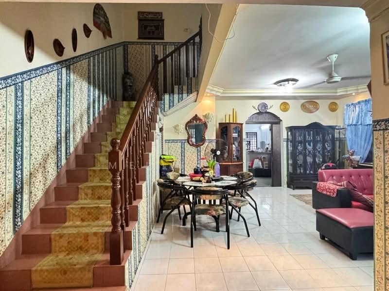 2-storey Terraced House for Sale in Taman Megah Ria (Masai) - Melinda Ee - Living Room - PropertyGuru.com.my