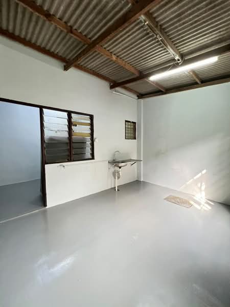 Rumah Teres 2 Tingkat untuk Disewa di Taman Puteri Wangsa (Ulu Tiram) - Kim . - Interior - PropertyGuru.com.my
