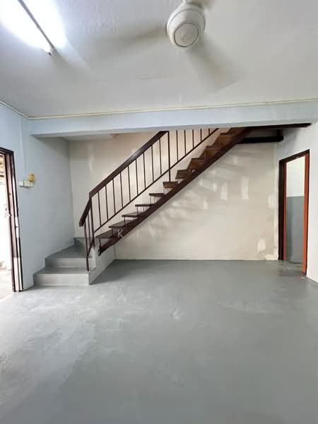 Rumah Teres 2 Tingkat untuk Disewa di Taman Puteri Wangsa (Ulu Tiram) - Kim . - Interior - PropertyGuru.com.my