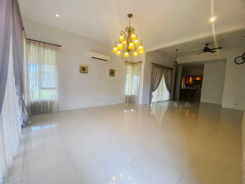 Rumah Berkembar untuk Dijual di Taman Nusa Intan (Senawang) - Ismi Muhammad - Living Room - PropertyGuru.com.my