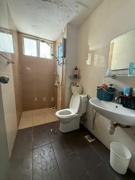 Condominium for Rent at Mutiara Anggerik - Abby Woo - Bathroom - PropertyGuru.com.my