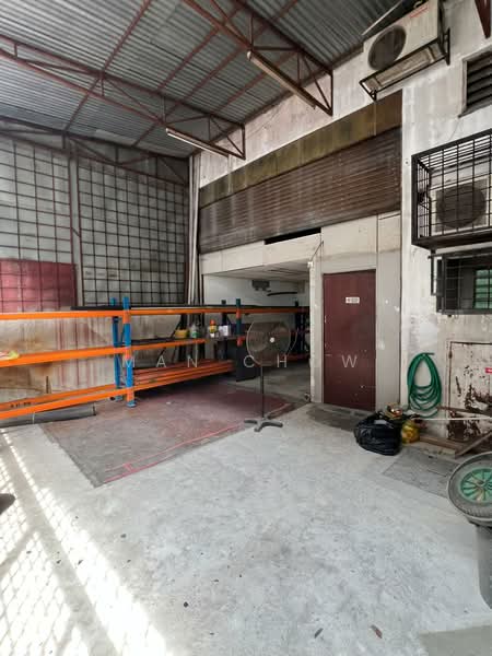 Shop for Rent in Taman Serdang Raya (Seri Kembangan) - MAN CHOW - PropertyGuru.com.my