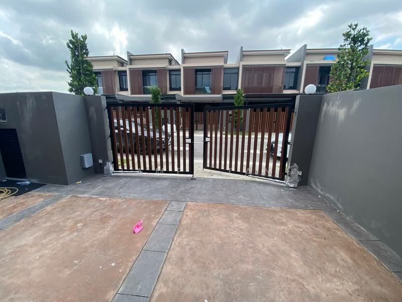 2-storey Terraced House for Rent in Puteri Harbour (Iskandar Puteri (Nusajaya)) - James Tan - Exterior - PropertyGuru.com.my