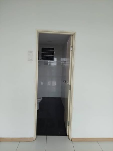 Service Residence for Rent at Vista Alam Serviced Apartment - Hairul Azmi - Bathroom - PropertyGuru.com.my