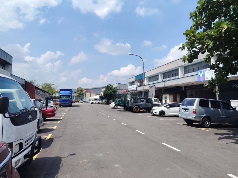 Kilang untuk Disewa di Taman Perindustrian Subang (Subang Jaya) - MAN CHOW - PropertyGuru.com.my