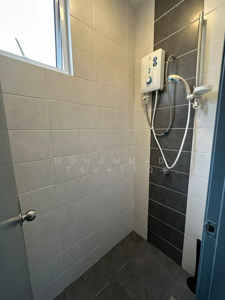 Service Residence for Rent at Mesahill - Muhammad Taufeeq - Bathroom - PropertyGuru.com.my