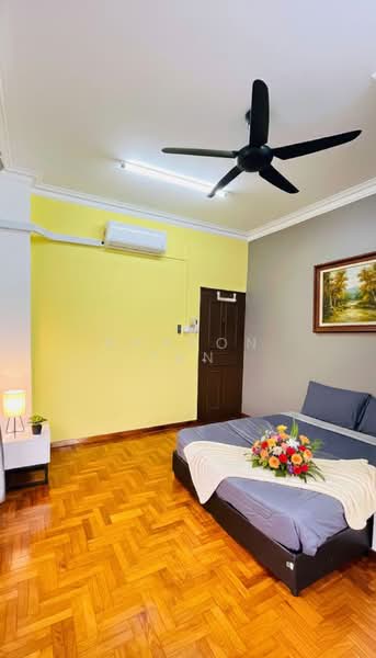 Rumah Berkembar untuk Dijual di Taman Rinting (Masai) - Sharon Tan - Bedroom - PropertyGuru.com.my