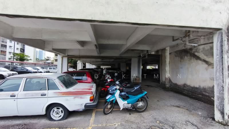 Flat for Sale at Taman Sepakat Indah Apartment - Haryadi Katmon - Car Park - PropertyGuru.com.my