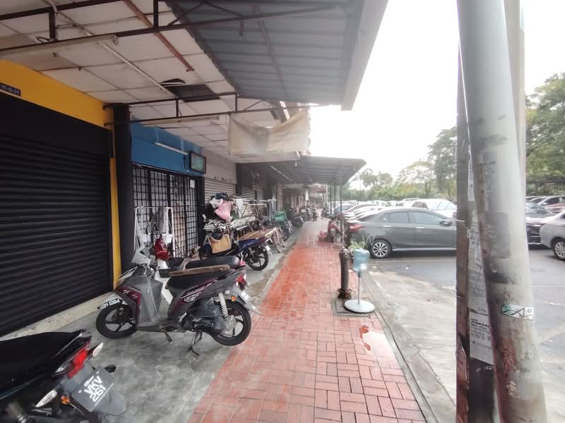 Shop for Rent in PJS 2, Taman Sri Medan (Petaling Jaya) - MAN CHOW - PropertyGuru.com.my