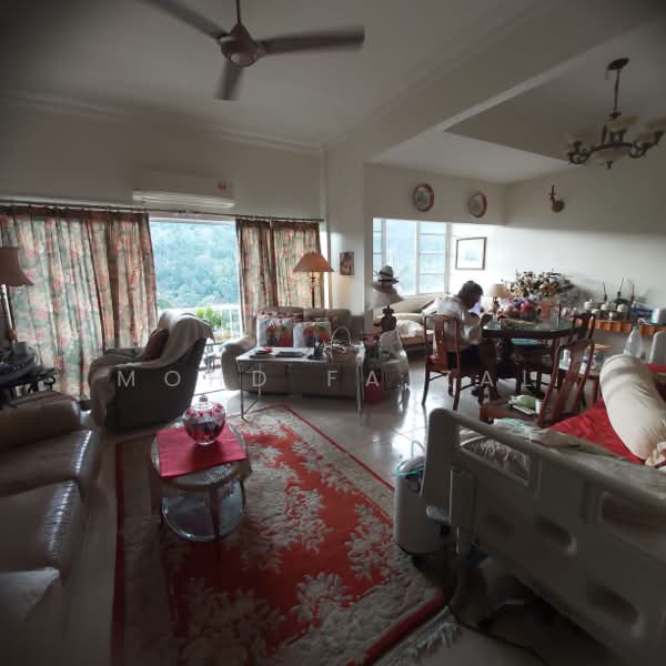 Rumah Teres 3 Tingkat untuk Dijual di Ulu Kelang (Selangor) - Mohd Faizal - Living Room - PropertyGuru.com.my