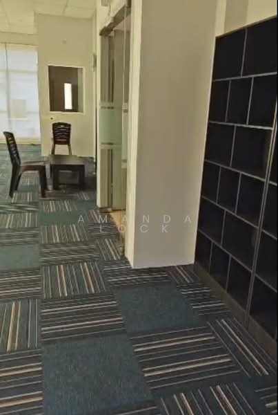 Kedai / Pejabat untuk Disewa di Bandar Puteri Puchong (Puchong) - Amanda Lock - Corridor - PropertyGuru.com.my