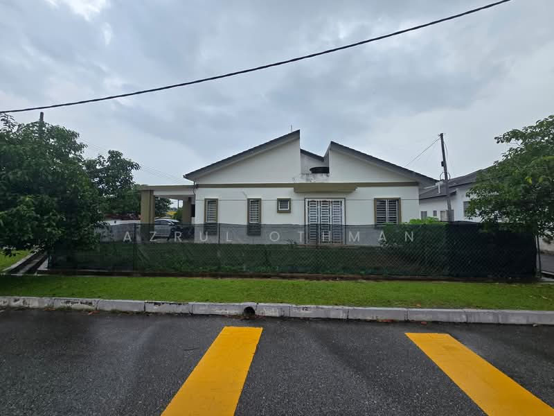 1-storey Terraced House for Sale in Taman Bandar Ekar (Rantau) - Azrul Othman - Exterior - PropertyGuru.com.my
