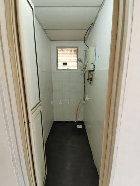 Apartment for Sale at Kantan Court - Sally Wong - Bathroom - PropertyGuru.com.my