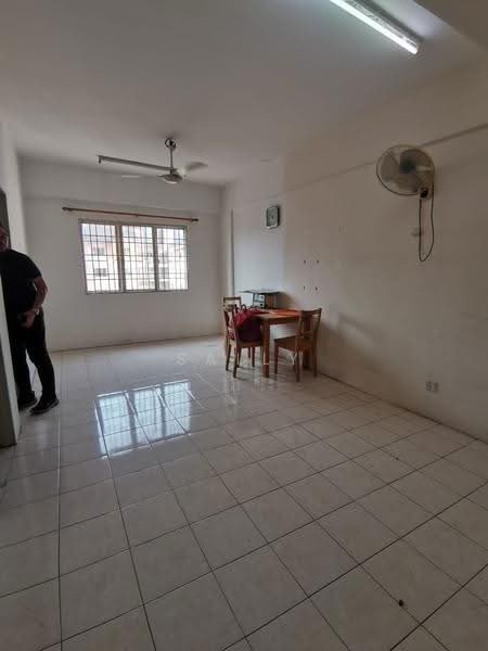 Apartment for Sale at Kantan Court - Sally Wong - Living Room - PropertyGuru.com.my