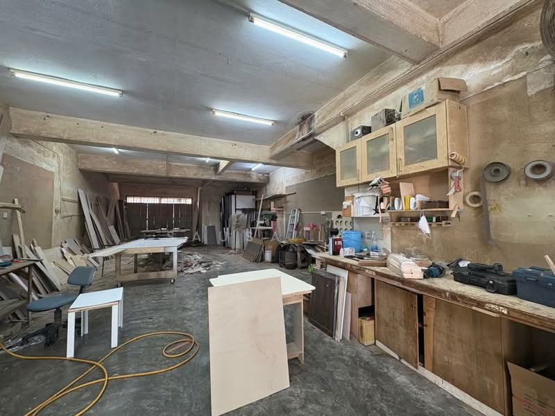 Kedai untuk Dijual di Taman Puteri Wangsa (Ulu Tiram) - Sausa Lee - Interior - PropertyGuru.com.my