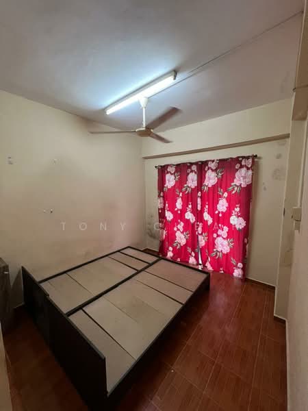 Condominium for Sale at Vista Condominium - Tony Cheah - Bedroom - PropertyGuru.com.my