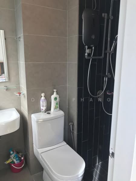 Service Residence for Sale at H2O Residences - Homer Phang - Bathroom - PropertyGuru.com.my