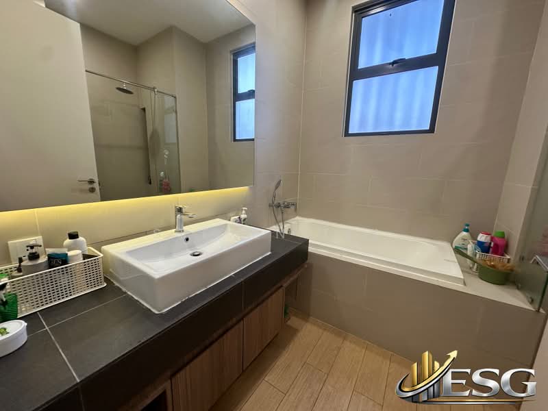 Bungalow for Sale in Eco Ardence (Setia Alam) - Steven Tey - Bathroom - PropertyGuru.com.my