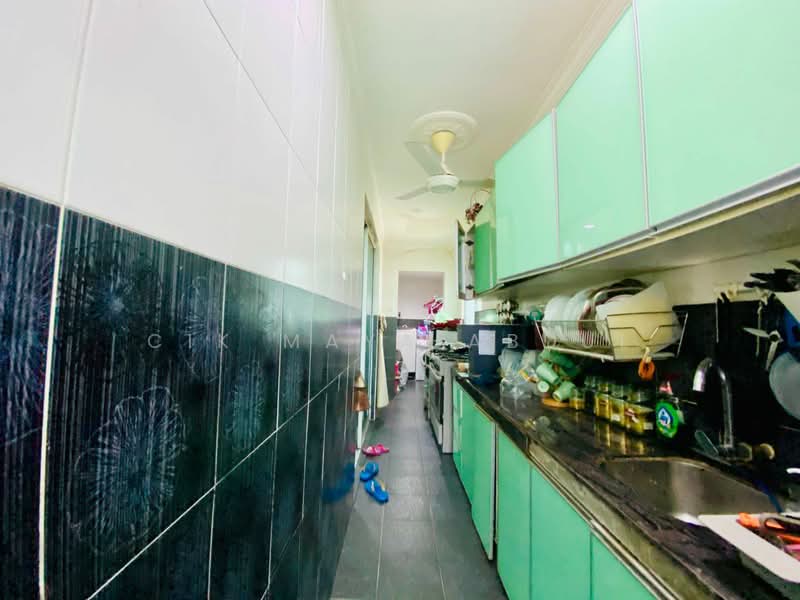 Rumah Teres untuk Dijual di Taman Gombak Permai (Batu Caves) - Cik Maya Abdul - Kitchen - PropertyGuru.com.my