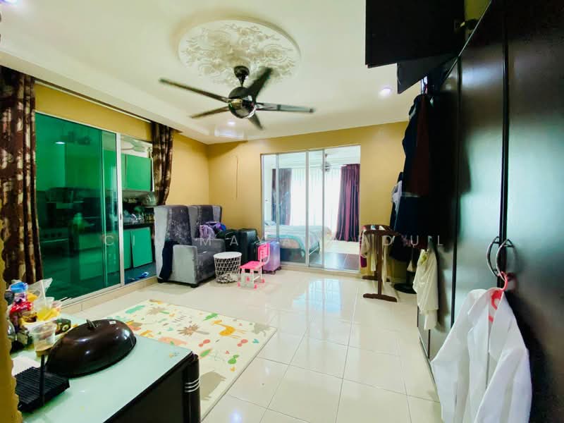 Rumah Teres untuk Dijual di Taman Gombak Permai (Batu Caves) - Cik Maya Abdul - Living Room - PropertyGuru.com.my