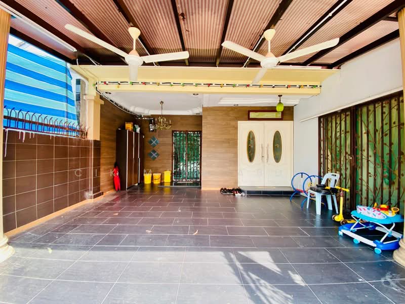 Rumah Teres untuk Dijual di Taman Gombak Permai (Batu Caves) - Cik Maya Abdul - Exterior - PropertyGuru.com.my