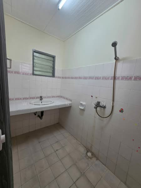 2-storey Terraced House for Sale in Taman Jasmin (Kajang) - Wilton Wong - Bathroom - PropertyGuru.com.my