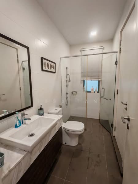 Rumah Berkembar untuk Dijual di Taman Seri Bukit Segambut (Batu) - Tess Tan - Bathroom - PropertyGuru.com.my